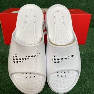 Nike Victori One Men's Shower slide